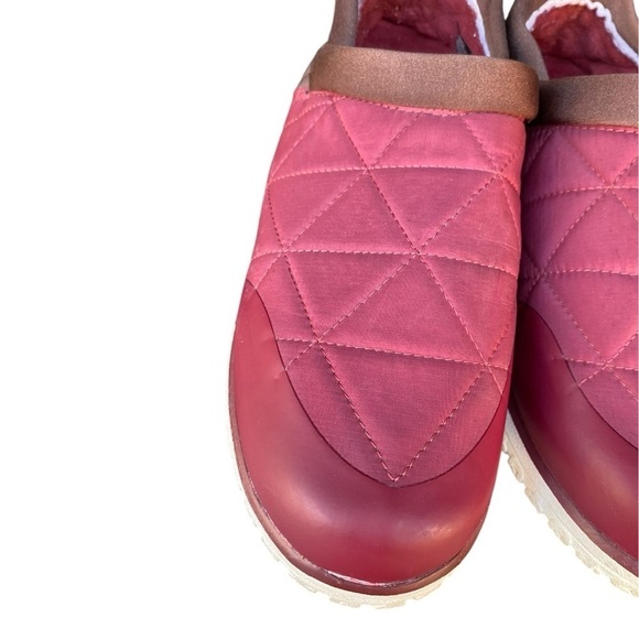 LL Bean Men's Mountain Nylon Mesh Ultralight PrimaLoft Slip-Ons Slippers Size:9M - Picture 11 of 11